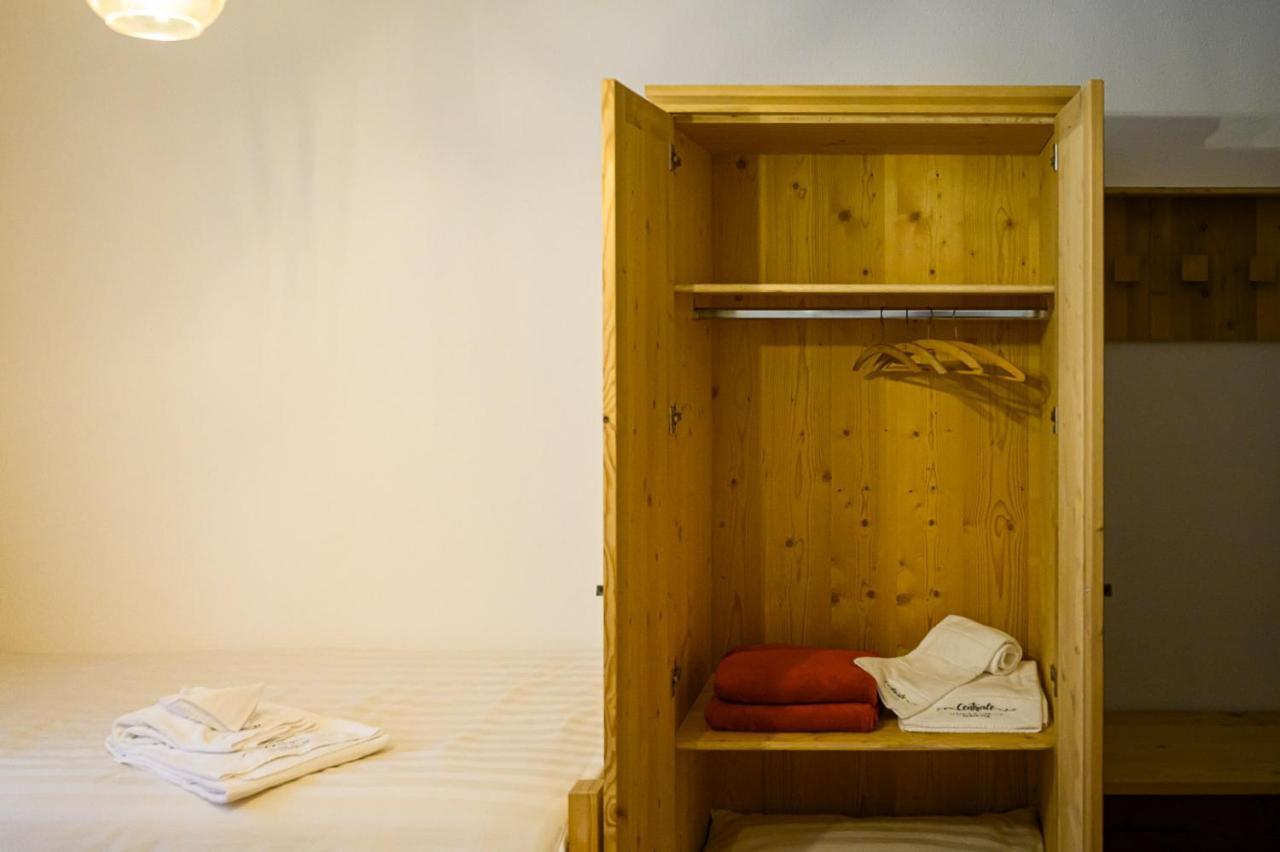 Hotel Centrale, Typically Swiss Поскиаво Екстериор снимка